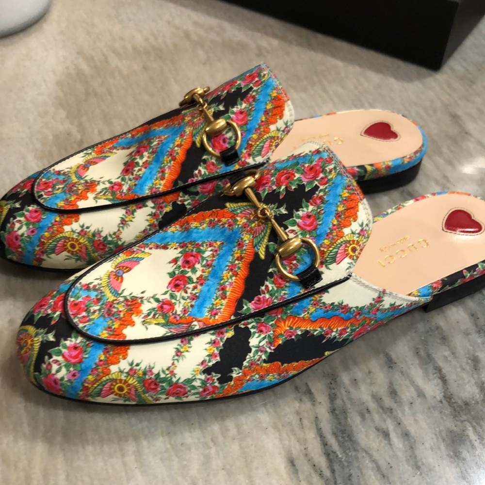 Gucci slides